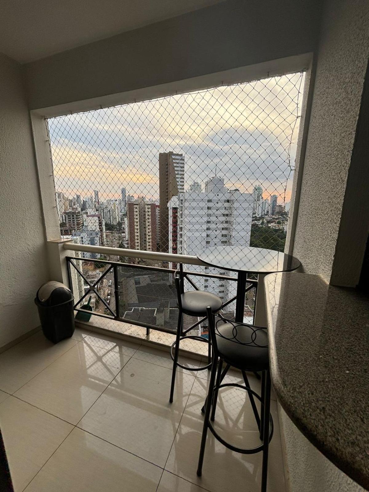 1810 - Flat Para Temporada Em Goiania-Proximo Ao Parque Areiao Exterior photo
