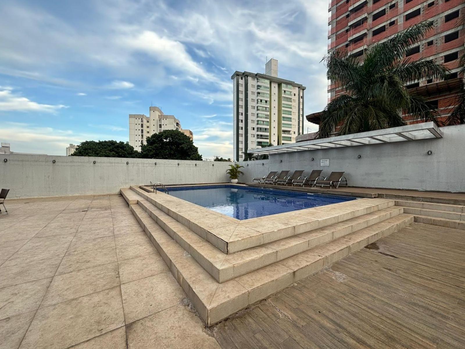 1810 - Flat Para Temporada Em Goiania-Proximo Ao Parque Areiao Exterior photo